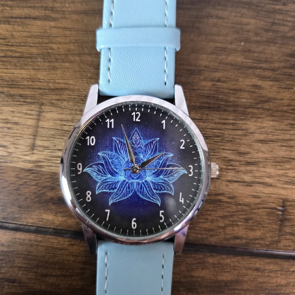 Polish Blue Lotus Watch‎ – Genuine Leather Band – 1.5